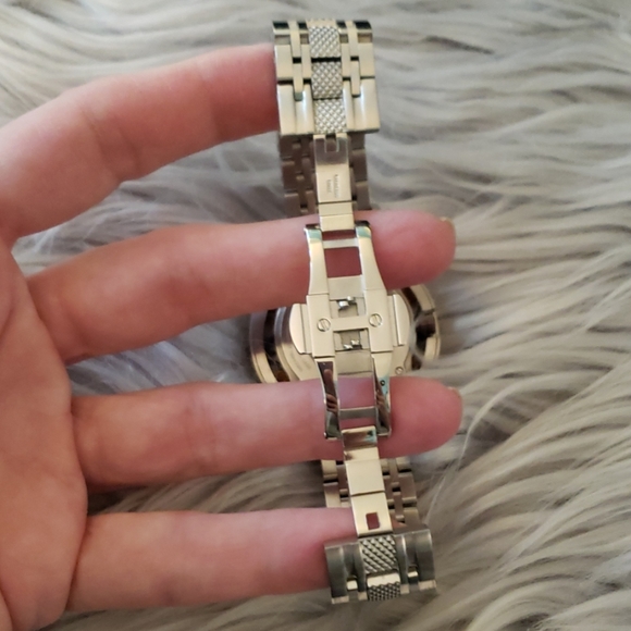 Exquisite XOSkeleton Limited Edition Watch - Picture 7 of 10